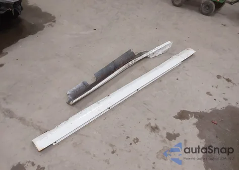 2010 Chrysler 300 Touring/Signature Series/Executive Series z USA, uszkodzony, nr VIN 2C3CA5CV0AH264609